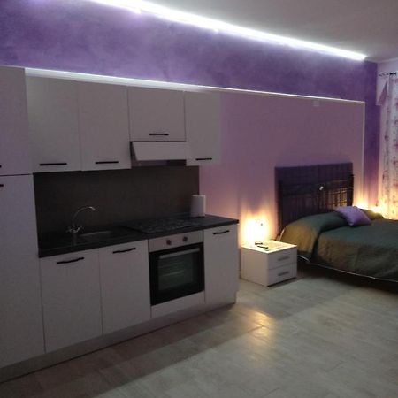 סוריאנו נל צ'ימינו Alloggio Viola Nel Cuore Di Soriano מראה חיצוני תמונה
