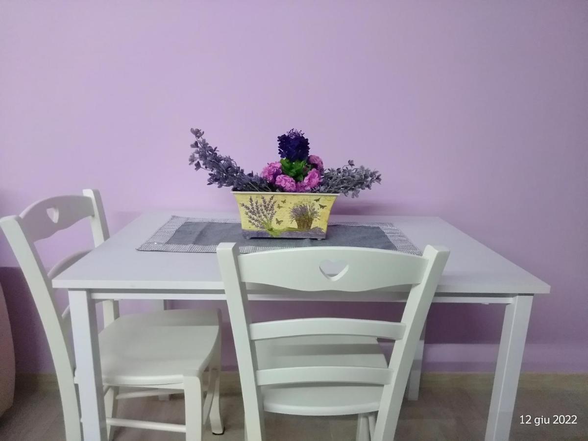 סוריאנו נל צ'ימינו Alloggio Viola Nel Cuore Di Soriano מראה חיצוני תמונה